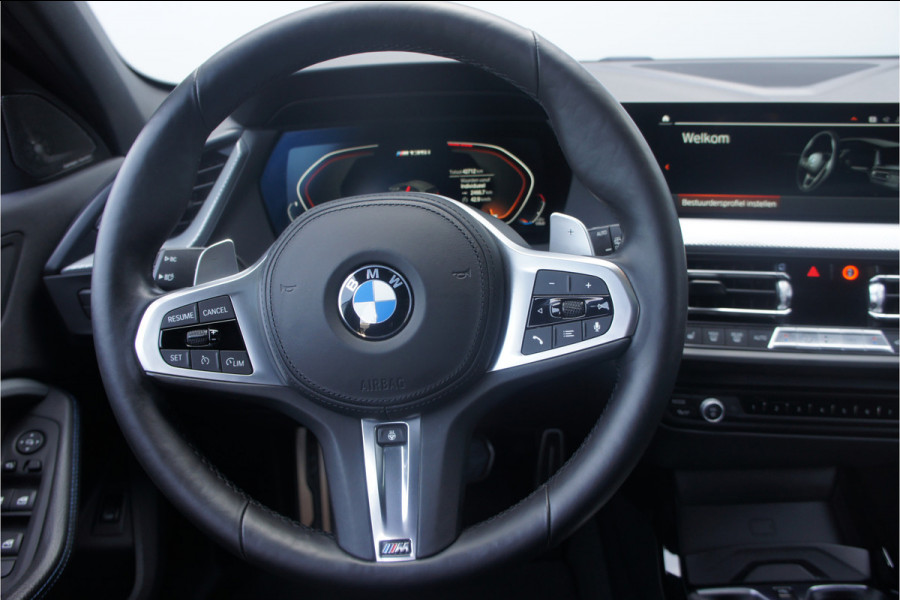 BMW 1-serie M135i xDrive High Executive Panoramadak, Head up