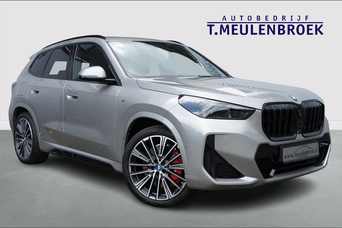 BMW X1 xDrive30e M Sportpakket Pro, Panoramadak,