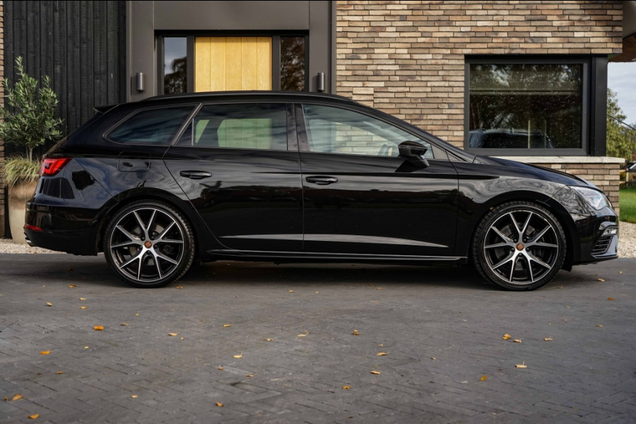 Seat León ST Cupra 300 4Drive Ultimate-edition/Pano/DCC/Schaalstoel/Beats/Sfe