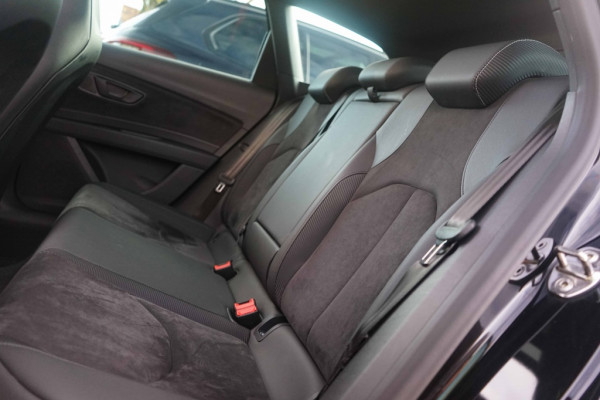 Seat León ST Cupra 300 4Drive Ultimate-edition/Pano/DCC/Schaalstoel/Beats/Sfe
