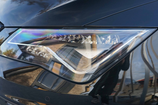 Seat León ST Cupra 300 4Drive Ultimate-edition/Pano/DCC/Schaalstoel/Beats/Sfe