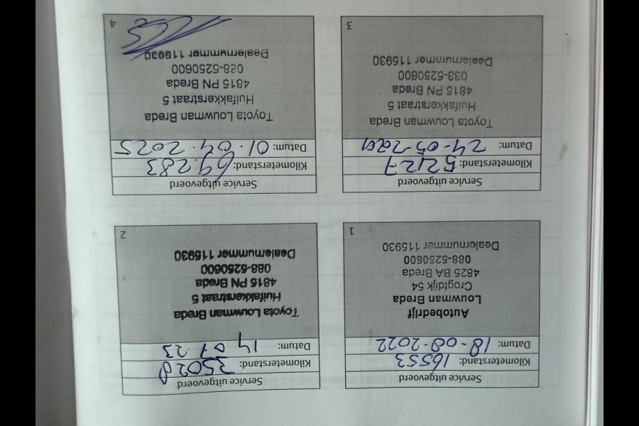 Toyota Aygo 1.0 VVT-i x-joy / Camera / Carplay / Clima / ALL-Season / 1e Eigenaar / NED-AYGO / LED-Verlichting