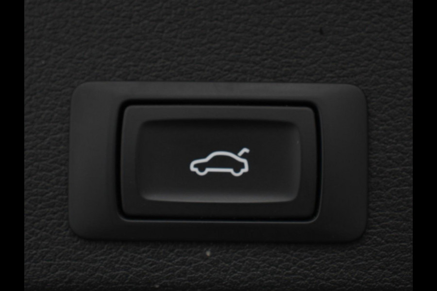 Audi A4 Avant 40 TFSI 204pk Prestige Plus S-Tronic | Navigatie | Climate Control | Camera | Electrisch bedienbare achterklep | Virtual Cockpit | Led | Dab | Stoelverwarming
