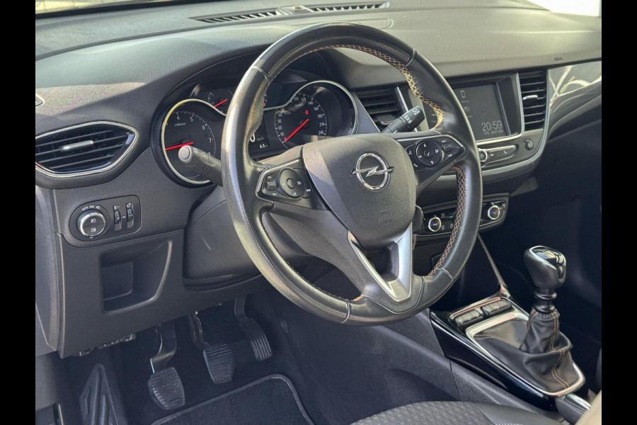 Opel Crossland X 1.2 Turbo Edition 2020 - Apple CarPlay / Navigatie I Airco I LED I PDC I Sport velgen I Dealer onderhouden