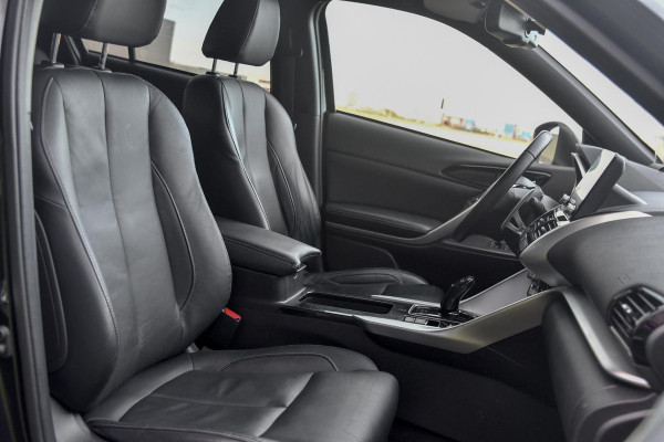 Mitsubishi Eclipse Cross 2.4 PHEV Instyle. Leder, Elek stoelen, HUD, ACC, 360, Carbon, Stuurvw, Trekhaak, Dodeh, CarPlay!