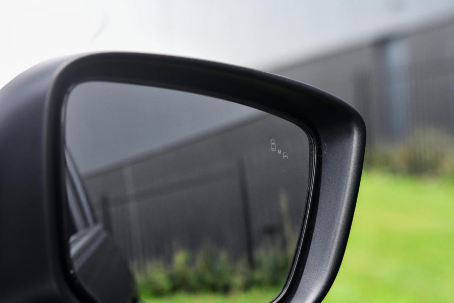 Mitsubishi Eclipse Cross 2.4 PHEV Instyle. Leder, Elek stoelen, HUD, ACC, 360, Carbon, Stuurvw, Trekhaak, Dodeh, CarPlay!