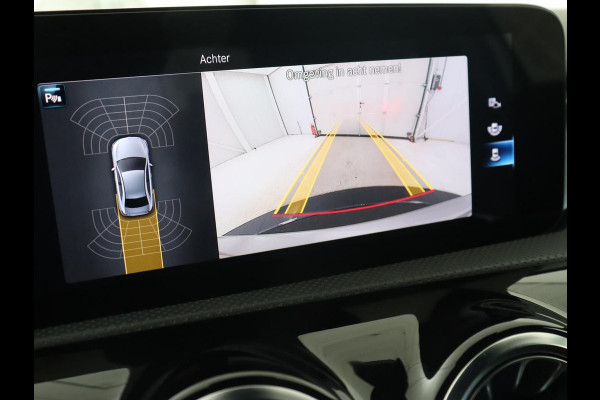 Mercedes-Benz A-Klasse 250e AMG Limited | Carplay | Stoelverwarming | Camera | Leder/Alcantara | Navigatie | Park Assist | Sfeerverlichting | Full LED | Climate control | Widescreen | Cruise control | PHEV | Plug In