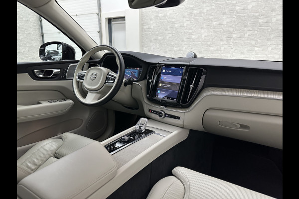 Volvo XC60 350PK Ultimate Bright | Bowers & Wilkins | Luchtvering | Panorama | Massage | ACC | 360 Camera | T6 | Stoelventilatie | Head-Up | Keyless-Entry | Orrefors Glaspook | Pilot-Assist | Stoelverwarming V+A | Stand-Kachel | Memory | Stuurverwarming | Dodehoek | Leder Dashboard | Carplay |