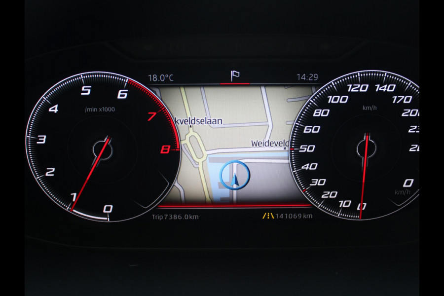 Seat Tarraco 1.5 TSI Style 7p. | TREKHAAK | NAVIGATIE | ACHTERUITRIJCAMERA |