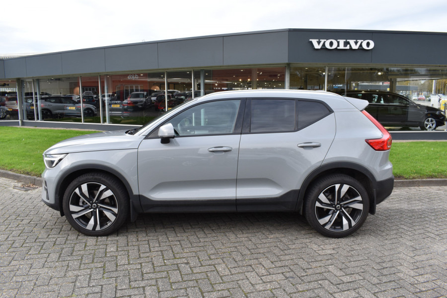 Volvo XC40 B4 211PK Automaat Core | ACC | 20"LMV | Trekhaak | BLIS | Camera | Stoelverwarming | Stuurverwarming |