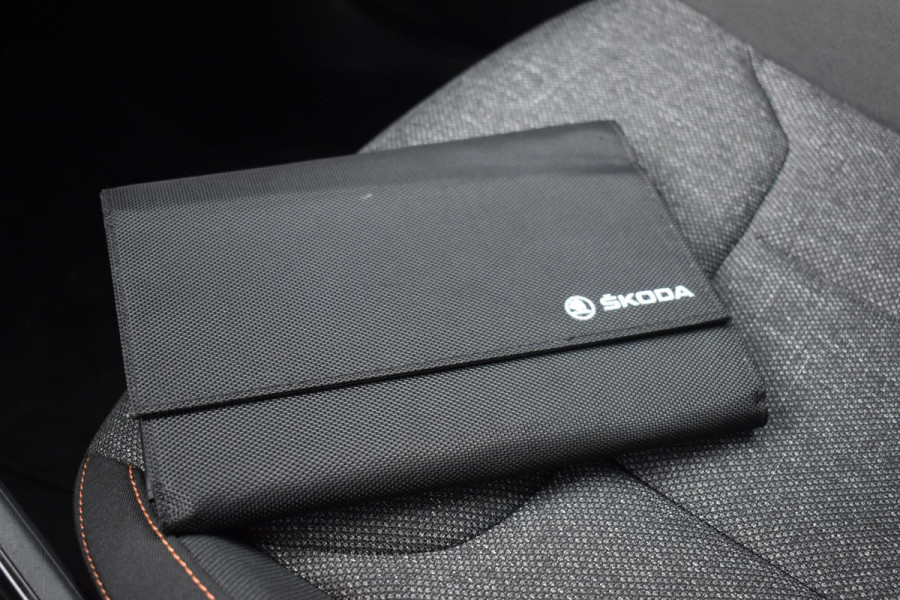 Škoda Kamiq 1.5 TSI ACT Sport Business Lane Stoelvw Virtual