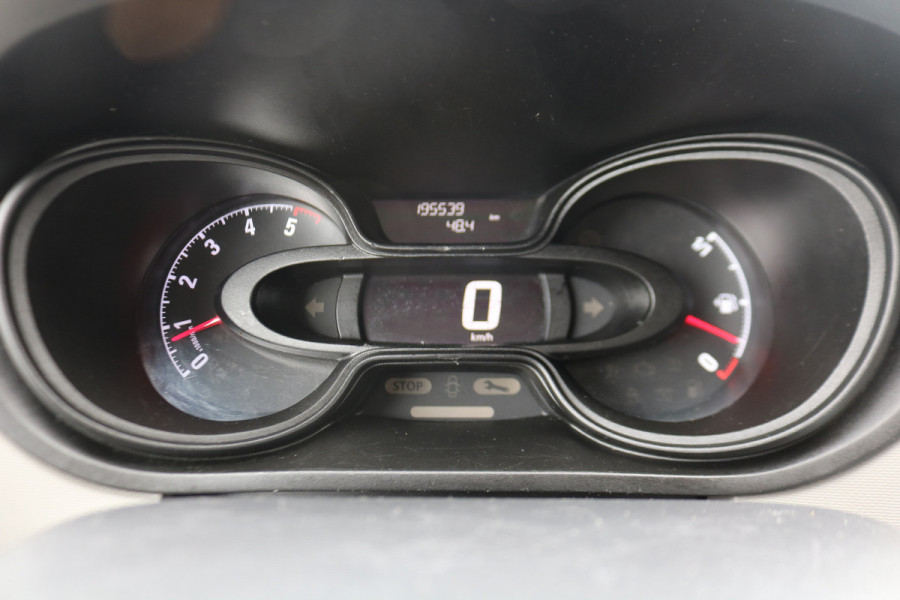 Renault Trafic 1.6 dCi 120pk L2 H1 Airco Trekhaak Imperiaal