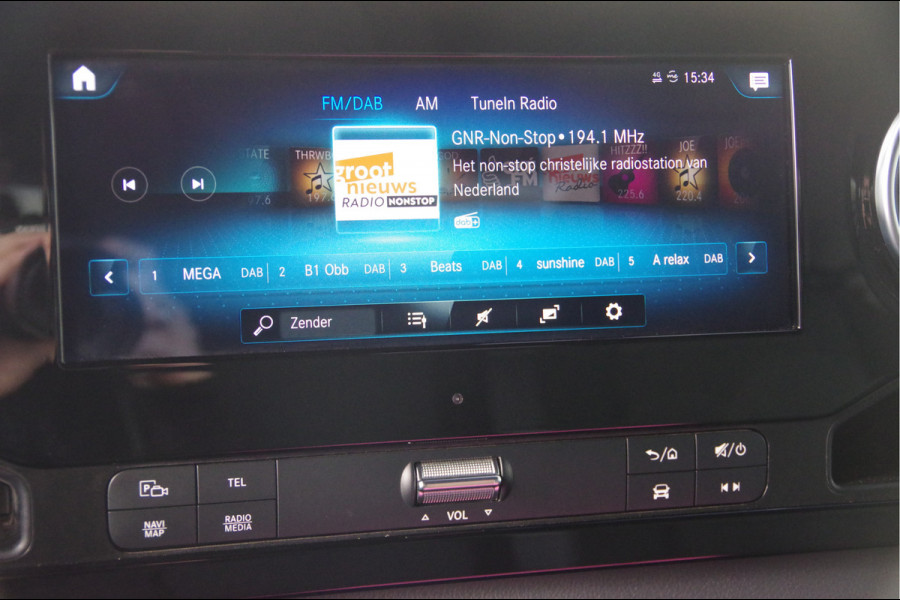 Mercedes-Benz Sprinter 317 1.9 CDI L2H2 AUT. LED, 3.5T TREKHAAK, MBUX 10'', STOELVERWARMING, CAMERA, NAVI, CRUISE, CLIMA, PARKEERSENSOREN, CARPLAY
