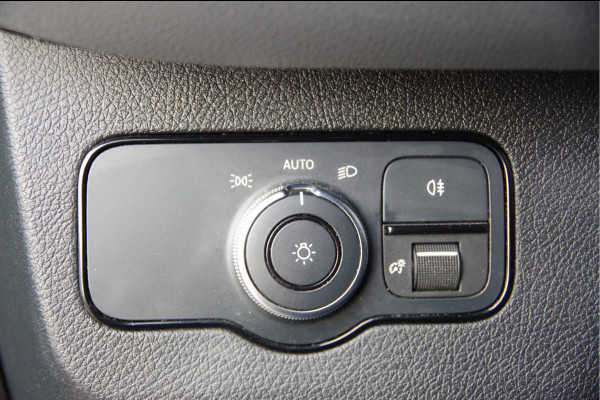 Mercedes-Benz Sprinter 317 1.9 CDI L2H2 AUT. LED, 3.5T TREKHAAK, MBUX 10'', STOELVERWARMING, CAMERA, NAVI, CRUISE, CLIMA, PARKEERSENSOREN, CARPLAY