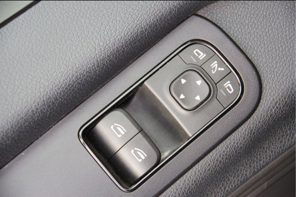 Mercedes-Benz Sprinter 317 1.9 CDI L2H2 AUT. LED, 3.5T TREKHAAK, MBUX 10'', STOELVERWARMING, CAMERA, NAVI, CRUISE, CLIMA, PARKEERSENSOREN, CARPLAY