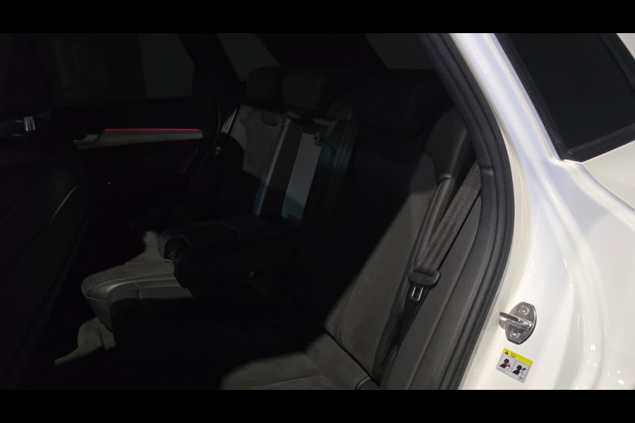 Audi Q5 50 TFSI e S edition | Hud | Trekhaak | Panorama | Carplay
