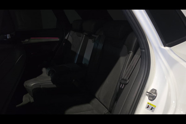 Audi Q5 50 TFSI e S edition | Hud | Trekhaak | Panorama | Carplay