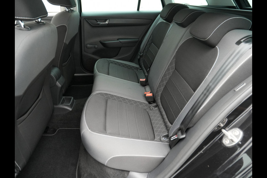 Škoda Fabia Combi 1.0 TSI 95pk Ambition Navi via app Pdc Cruise Privacy glas 8