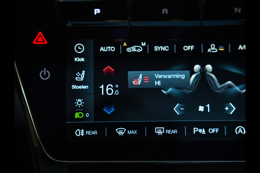 Maserati Grecale Modena 330pk | Pano-dak | Sonus Faber | Head-up | Camera | Stoelverwarming