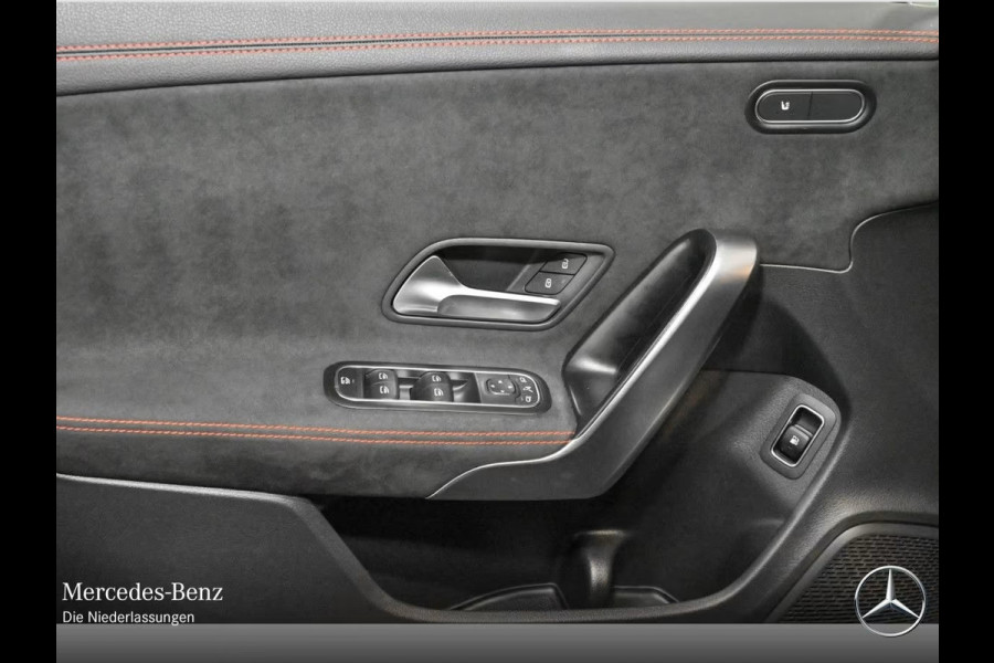 Mercedes-Benz CLA-Klasse Shooting Brake 250e AMG Line ** LED, MBUX+, PANORAMA, NIGHT, SPIEGEL- PACK, 19-inch LMV ** 1e EIG - UNFALLFREI - MB GAR ** ** INFORMEER OOK NAAR ONZE AANTREKKELIJKE FINANCIAL-LEASE TARIEVEN **