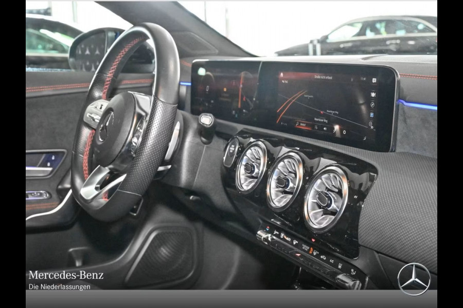 Mercedes-Benz CLA-Klasse Shooting Brake 250e AMG Line ** LED, MBUX+, PANORAMA, NIGHT, SPIEGEL- PACK, 19-inch LMV ** 1e EIG - UNFALLFREI - MB GAR ** ** INFORMEER OOK NAAR ONZE AANTREKKELIJKE FINANCIAL-LEASE TARIEVEN **