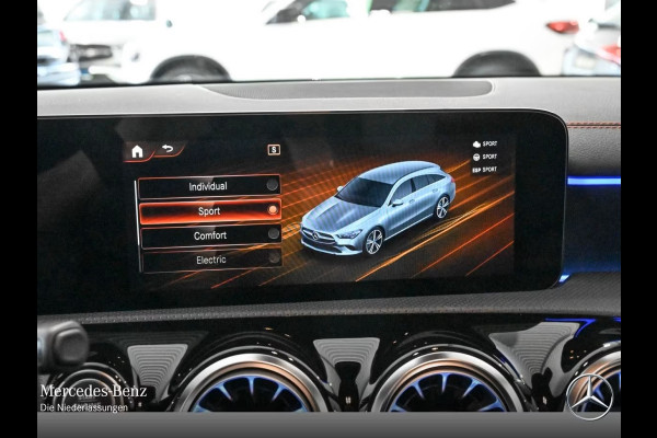 Mercedes-Benz CLA-Klasse Shooting Brake 250e AMG Line ** LED, MBUX+, PANORAMA, NIGHT, SPIEGEL- PACK, 19-inch LMV ** 1e EIG - UNFALLFREI - MB GAR ** ** INFORMEER OOK NAAR ONZE AANTREKKELIJKE FINANCIAL-LEASE TARIEVEN **