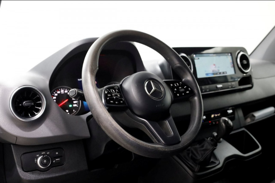 Mercedes-Benz Sprinter 316 CDI 163pk L2H2 LED/Camera/Navi/Trekhaak 2800kg 02-2019