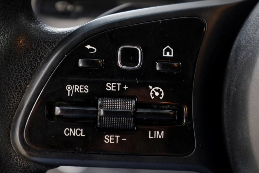 Mercedes-Benz Sprinter 316 CDI 163pk L2H2 LED/Camera/Navi/Trekhaak 2800kg 02-2019