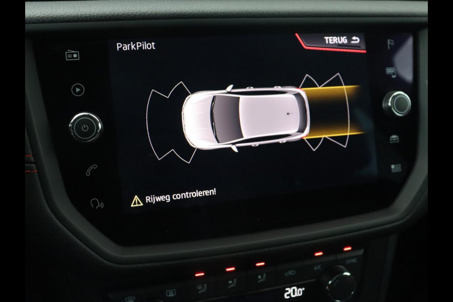 Seat Ibiza 1.0 TSI FR | Stoelverwarming | Adaptive cruise | Carplay | Full LED | Keyless | Parkeerhulp | Climate control | Cruise control | Navigatie | Sportstoelen