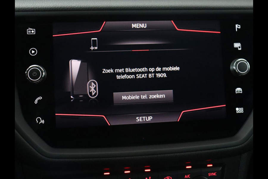 Seat Ibiza 1.0 TSI FR | Stoelverwarming | Adaptive cruise | Carplay | Full LED | Keyless | Parkeerhulp | Climate control | Cruise control | Navigatie | Sportstoelen