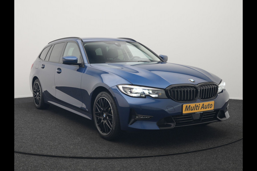 BMW 3 Serie Touring 330e Sportline Plug In Hybrid 293pk Dealer O.H. PHEV | Adaptive Cruise | Sfeerverlichting | Apple Carplay | Black Optic | Sportstoelen Verwarmd | Navigatie | Blis | Virtual | DAB |