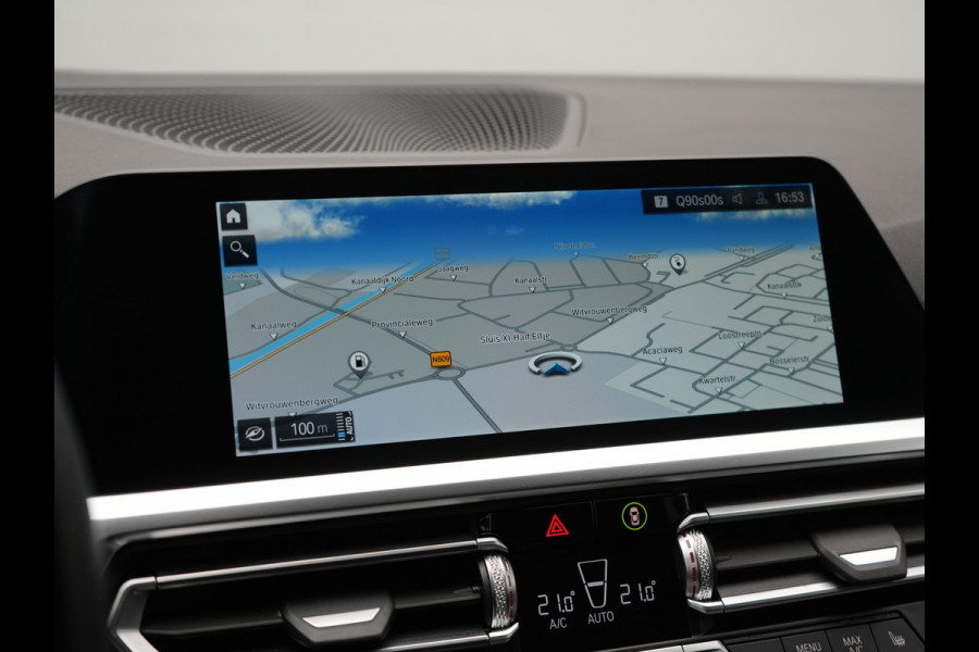 BMW 3 Serie Touring 330e Sportline Plug In Hybrid 293pk Dealer O.H. PHEV | Adaptive Cruise | Sfeerverlichting | Apple Carplay | Black Optic | Sportstoelen Verwarmd | Navigatie | Blis | Virtual | DAB |