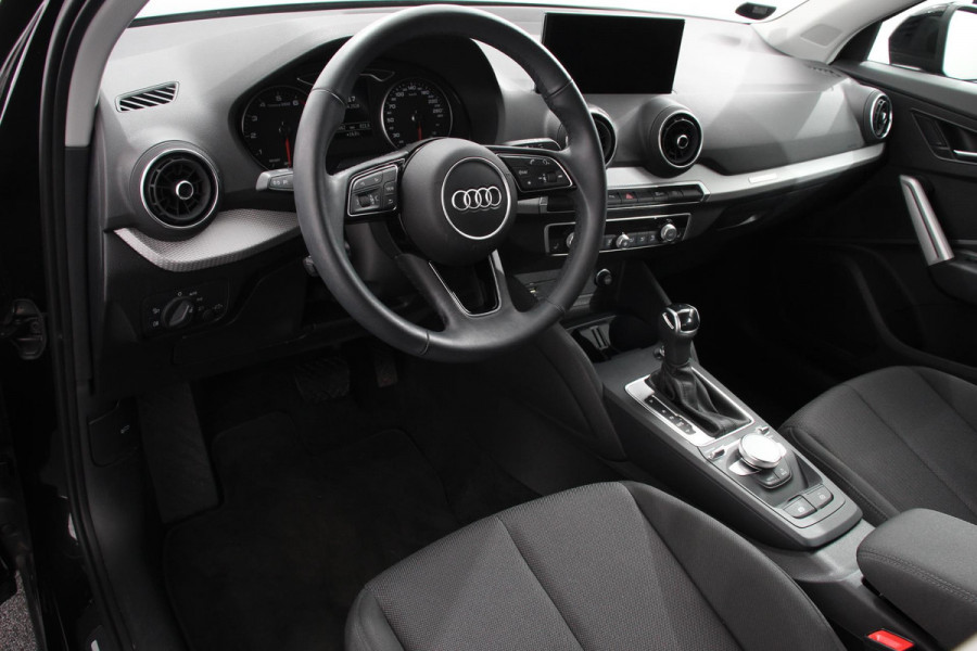 Audi Q2 35 TFSI 150pk S-tronic Prestige | Navigatie | Apple Carplay/Android Auto | Camera | Parkeersensoren | Adaptive Cruise Control | Stoelverwarming | Climatronic