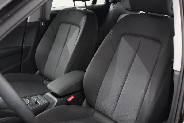 Audi Q2 35 TFSI 150pk S-tronic Prestige | Navigatie | Apple Carplay/Android Auto | Camera | Parkeersensoren | Adaptive Cruise Control | Stoelverwarming | Climatronic
