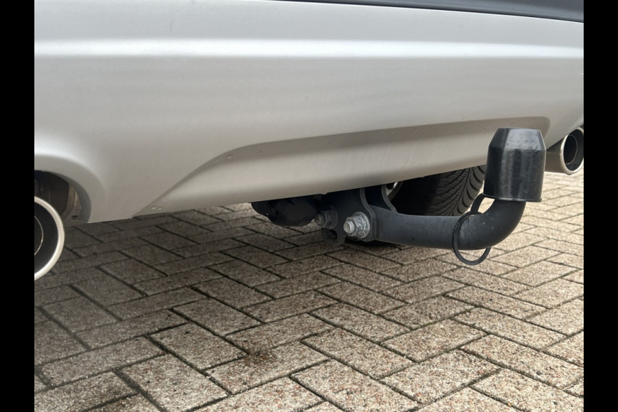 Ford Kuga 1.5 EcoB. Titanium TREKHAAK! X-PACK!