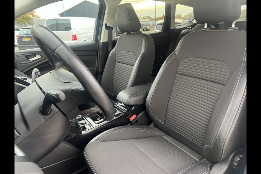 Ford Kuga 1.5 EcoB. Titanium TREKHAAK! X-PACK!