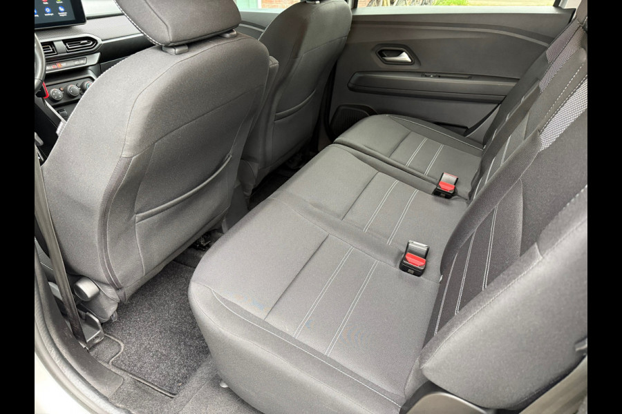 Dacia Jogger 1.0 TCe Comfort 5p. - Media Apple/Android - Airco - Cruise - Org.NL