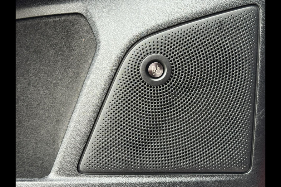 Ford FOCUS Wagon 1.0 EcoBoost Automaat Titanium Business Active Adaptive cruise Climate control Winterpack Pano B&O Apple/ Android