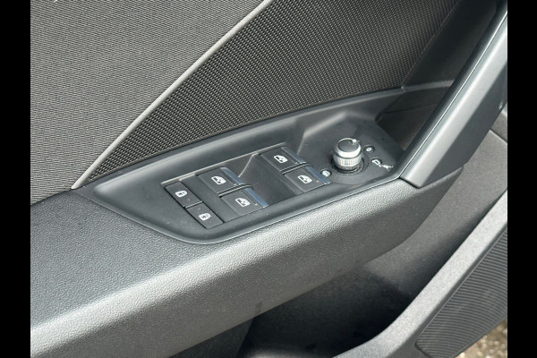 Audi A3 Limousine 30 TFSI Advanced edition Adaptive/Virtual/