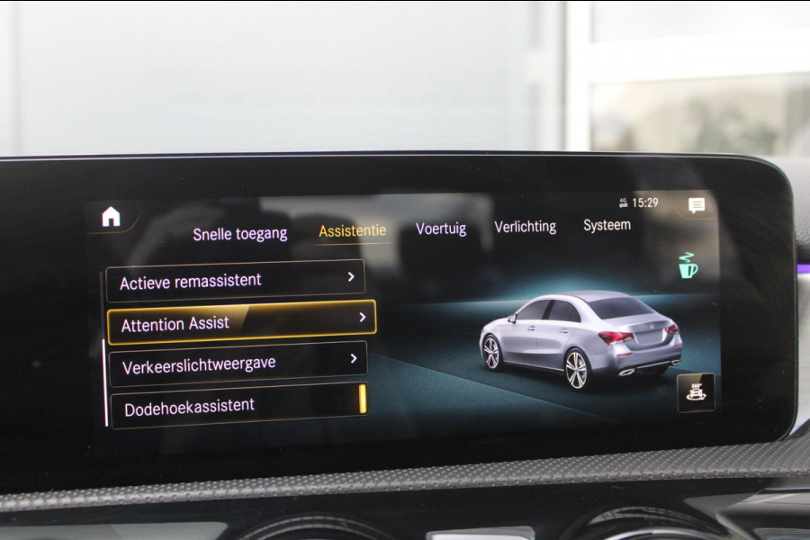 Mercedes-Benz A-Klasse 250 e Limousine AMG Night | Pano | Sfeer | Memory | Camera