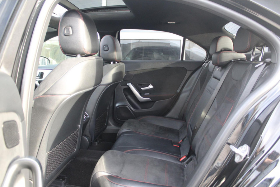 Mercedes-Benz A-Klasse 250 e Limousine AMG Night | Pano | Sfeer | Memory | Camera