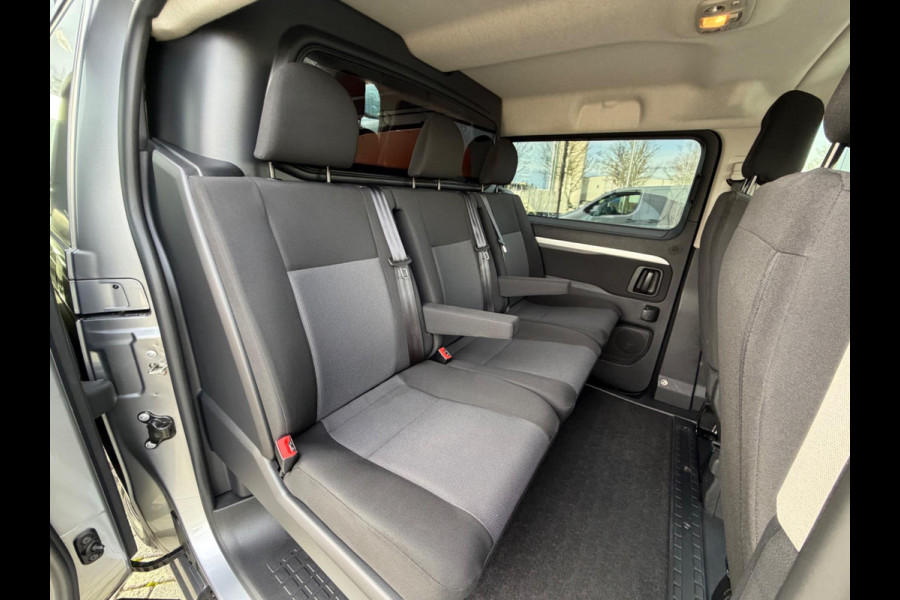 Toyota ProAce Worker 2.0 D-4D automaat Black Line DC Dubbele Cabine, NAP, CarPlay