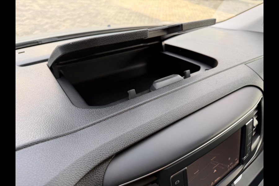 Toyota ProAce Worker 2.0 D-4D automaat Black Line DC Dubbele Cabine, NAP, CarPlay