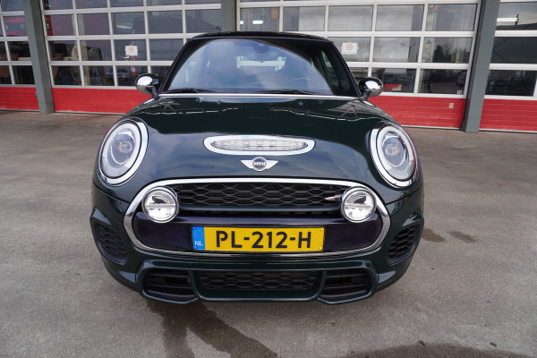 MINI Mini 2.0 232PK John Cooper Works Chili Automaat Nr. V248 |  Airco | Adaptive Cruise | Navi | Panorama dak