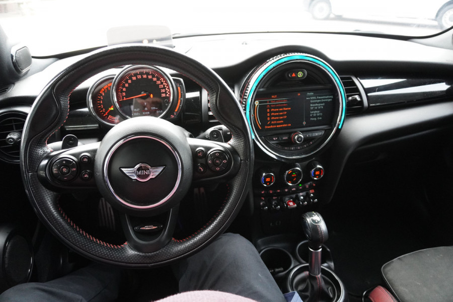 MINI Mini 2.0 232PK John Cooper Works Chili Automaat Nr. V248 |  Airco | Adaptive Cruise | Navi | Panorama dak