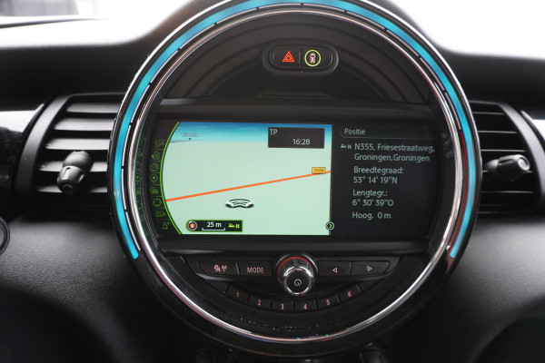 MINI Mini 2.0 232PK John Cooper Works Chili Automaat Nr. V248 |  Airco | Adaptive Cruise | Navi | Panorama dak