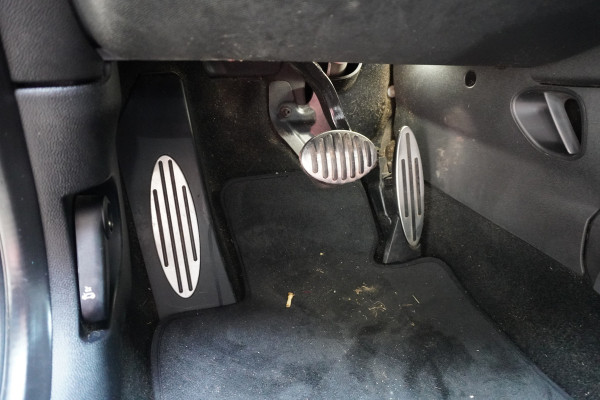 MINI Mini 2.0 232PK John Cooper Works Chili Automaat Nr. V248 |  Airco | Adaptive Cruise | Navi | Panorama dak