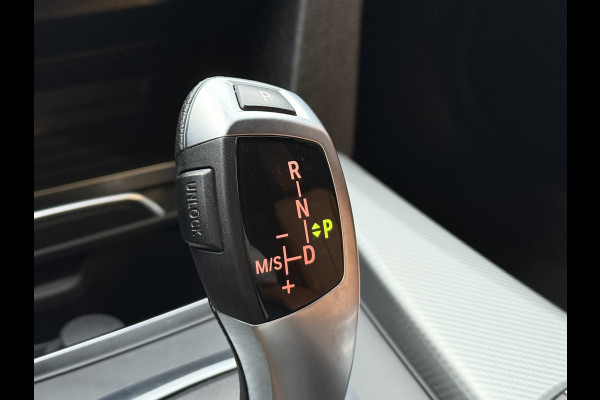 BMW 3-serie 320i M Sport Edition 184PK Automaat | Lederen sportstoelen | Head-up | Camera | Full LED