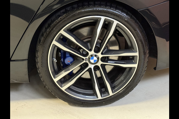 BMW 3-serie 320i M Sport Edition 184PK Automaat | Lederen sportstoelen | Head-up | Camera | Full LED