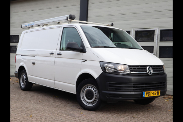 Volkswagen Transporter 2.0 TDI 150pk Euro 6 Automaat L2 Lang - Bw Inrichting - Trekhaak - Camera - Cruise